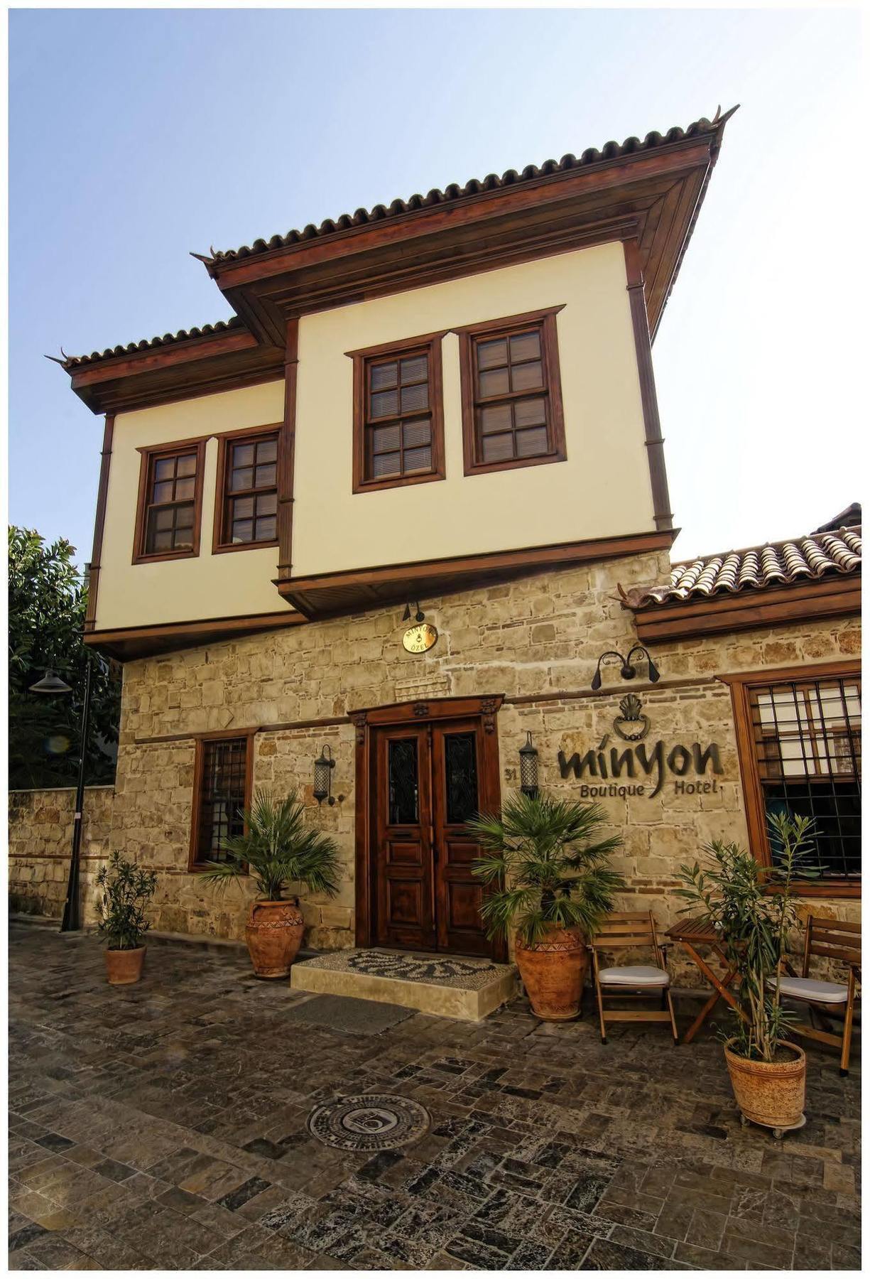 Minyon אנטליה
